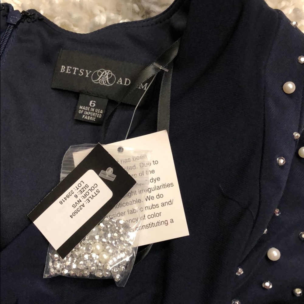 New🎉Betsy and Adam Embellish Capelet Gown Maxi - Picture 7 of 7
